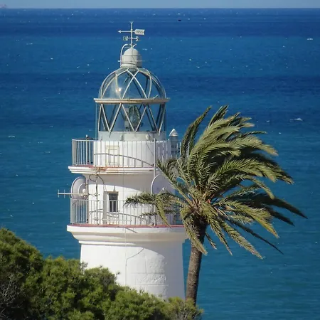 Nuevo, A 50 Metros De La Playa Y Con Vistas Al Mar Appartement