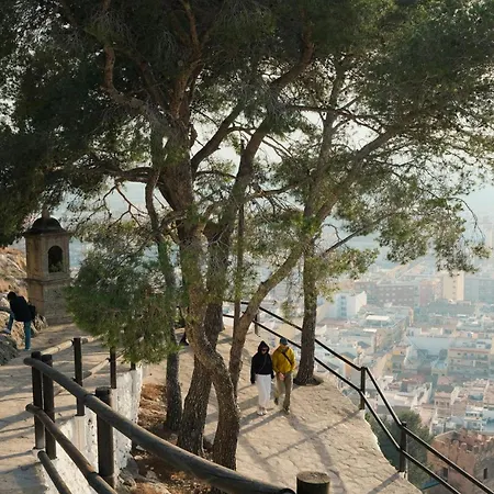 Nuevo, A 50 Metros De La Playa Y Con Vistas Al Mar * Cullera