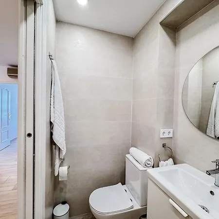 Nuevo, A 50 Metros De La Playa Y Con Vistas Al Mar Appartement