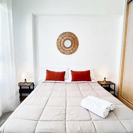 Nuevo, A 50 Metros De La Playa Y Con Vistas Al Mar Appartement *
