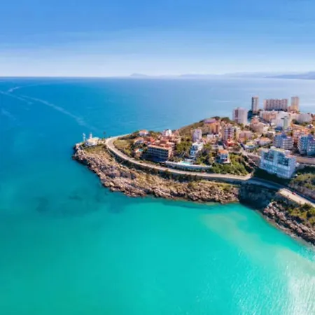 Nuevo, A 50 Metros De La Playa Y Con Vistas Al Mar *