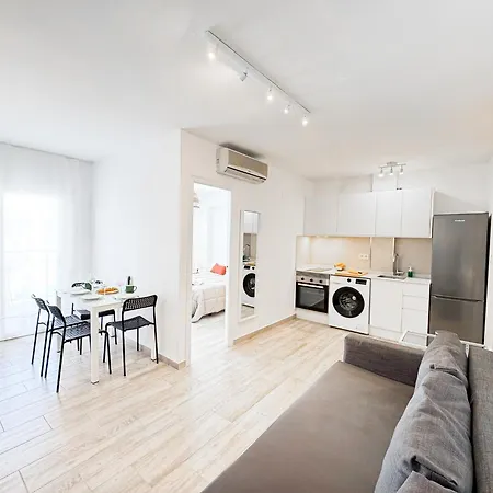 Apartment Nuevo, A 50 Metros De La Playa Y Con Vistas Al Mar *
